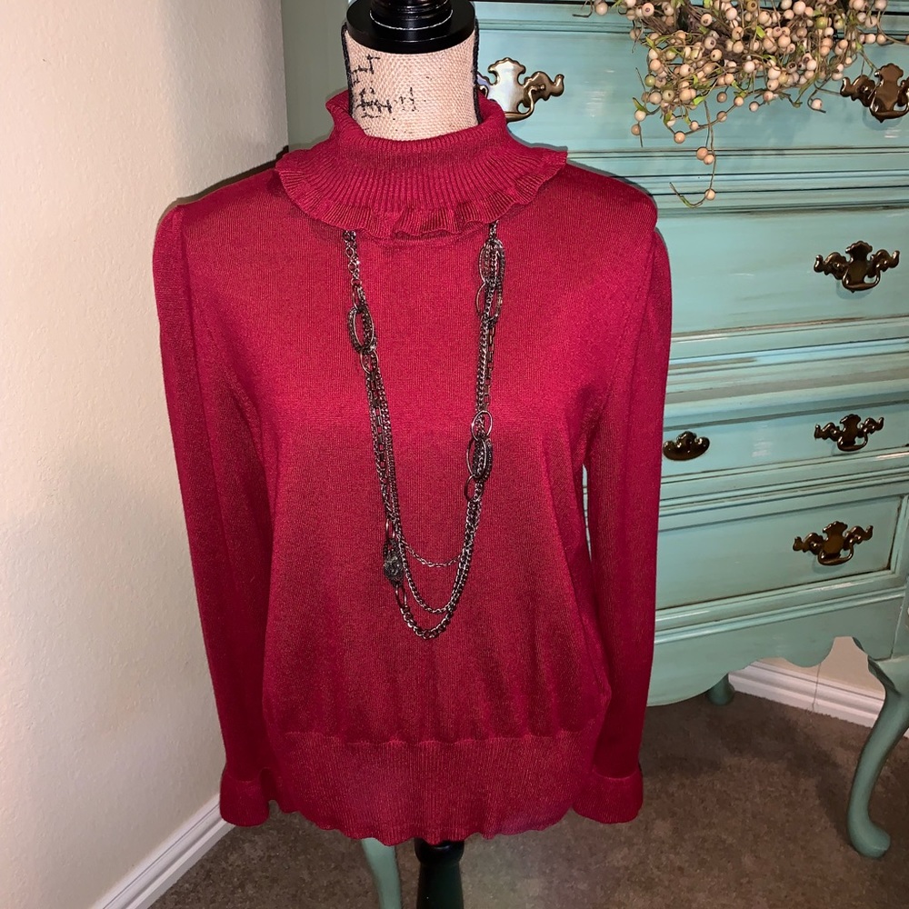 Sale🌺Joseph A Ruffle Neck Sweater